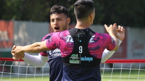 Vega y Pulido estuvieron ultimando detalles a un saludo especial para festejar su próximo gol