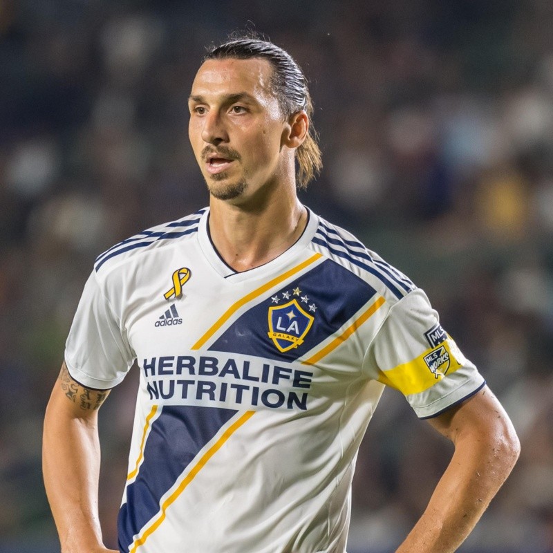 Zlatan Ibrahimovic le contestó de mala manera a un periodista mexicano