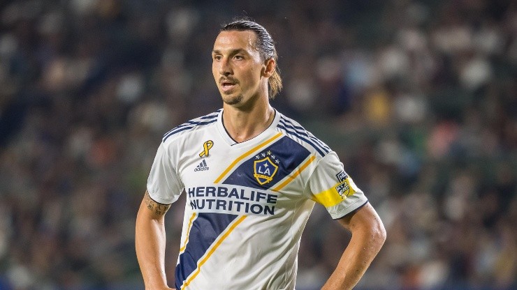 Zlatan Ibrahimovic le contestó de mala manera a un periodista mexicano