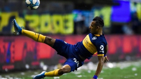 Gustavo Alfaro separó a Sebastián Villa del grupo de Boca Junios por no saber definir