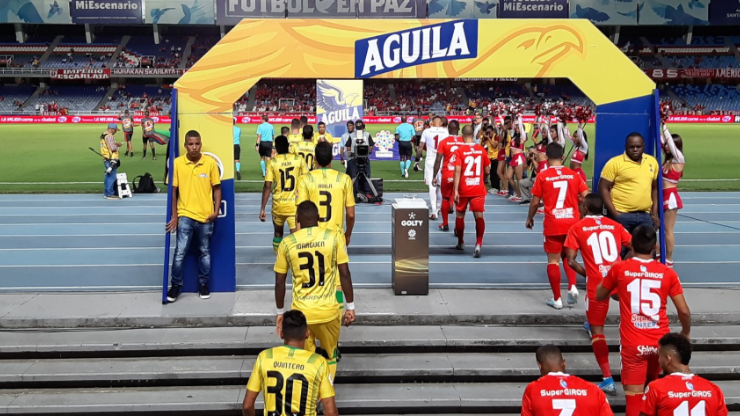 América de Cali hizo todo por el partido, pero Bucaramanga con un tiro le bastó para empatarlo