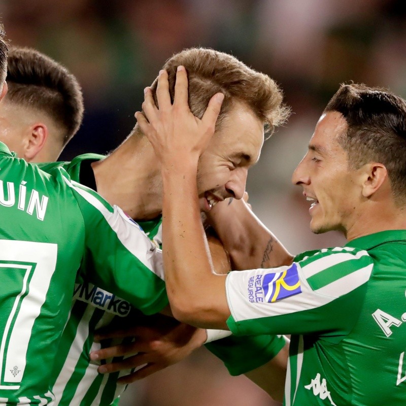 Con Guardado y Lainez, Betis le ganó a Levante