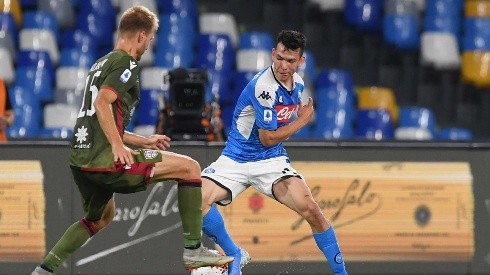 Con Lozano como titular, Napoli cayó frente al Cagliari