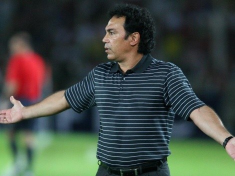 Hugo Sánchez es candidato para ser nuevo entrenador de Costa Rica