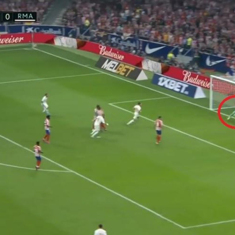 Video: Oblak voló de forma demencial para negarle el gol a Benzema