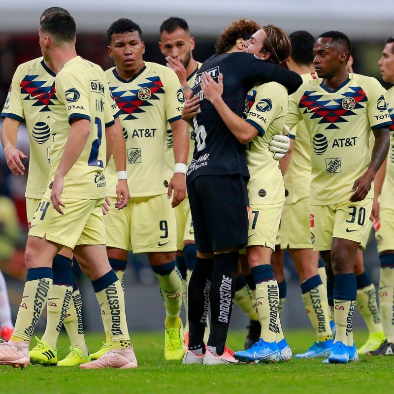 América arrolló en el Clásico Nacional a un Chivas descontrolado que acabó con 9