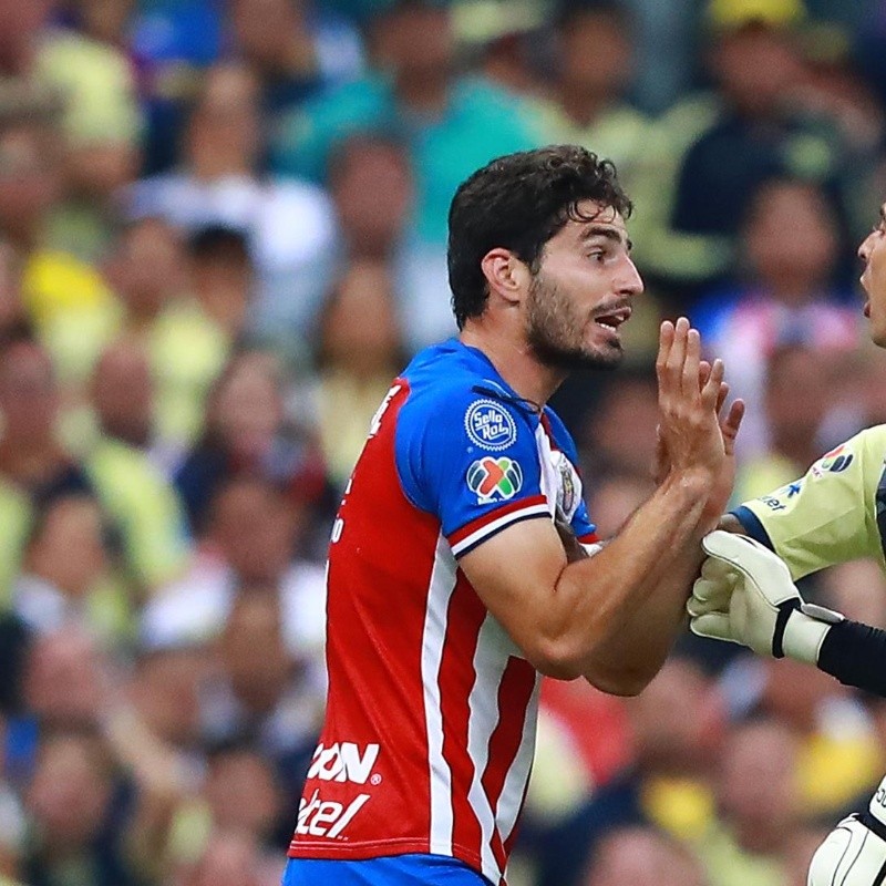 Segundo a segundo: el momento en que Ochoa "escupe" a Briseño