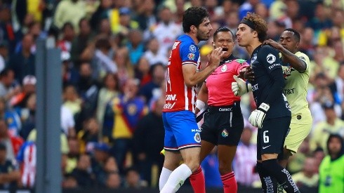 La Liga MX investigará a Ochoa por el supuesto escupitajo a Briseño