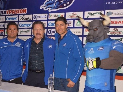 "El campeonato de 1997 de Cruz Azul se le debe a Carlos Hurtado": Gustavo Vargas