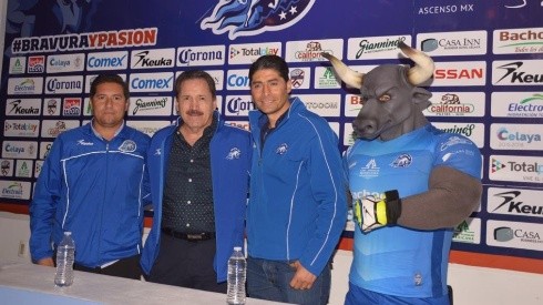 "El campeonato de 1997 de Cruz Azul se le debe a Carlos Hurtado": Gustavo Vargas