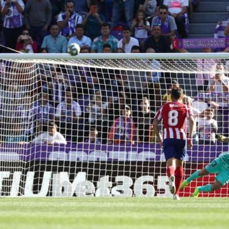 Sandro pudo poner de rodillas al Atlético Madrid, pero su penal se fue a las nubes