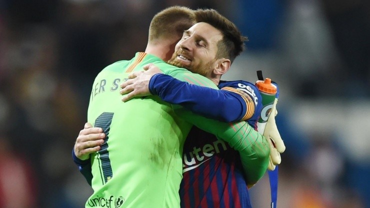 Ter Stegen contó cómo es Messi de capitán: "Siempre intenta que cada uno de nosotros mejore"