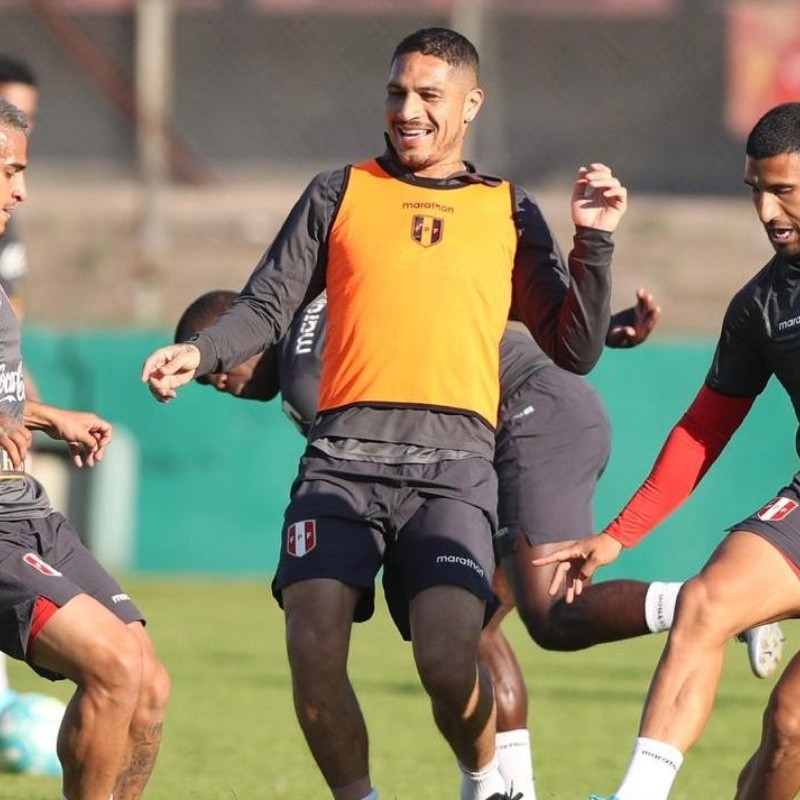 Casi todos: Perú entrenó en el estadio Centenario y ya piensa en el partido del viernes contra Uruguay