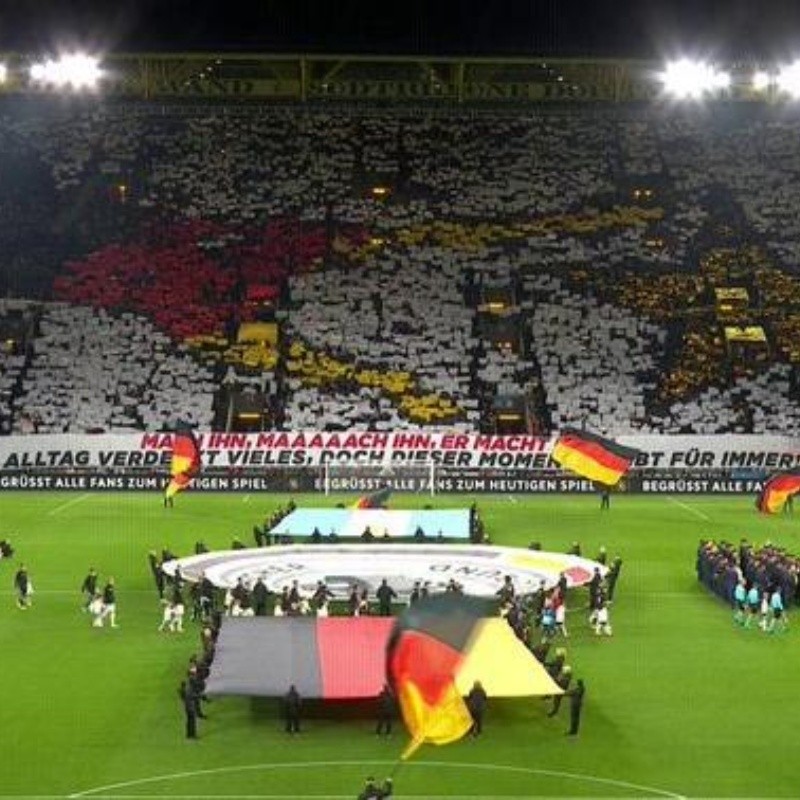 No sean malos: Alemania recibió a Argentina con un mosaico del gol de Götze en la final de 2014