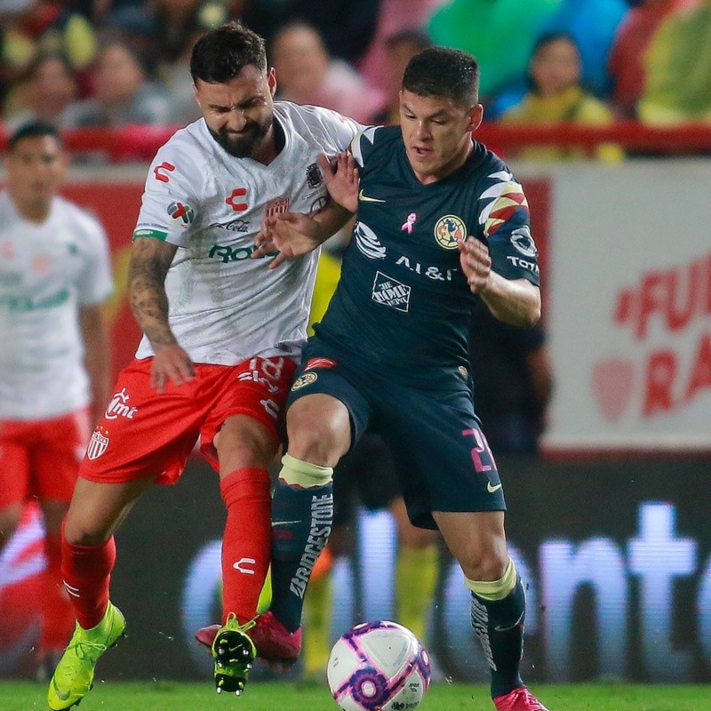 América jugó una hora con uno menos y se llevó un puntazo de Necaxa