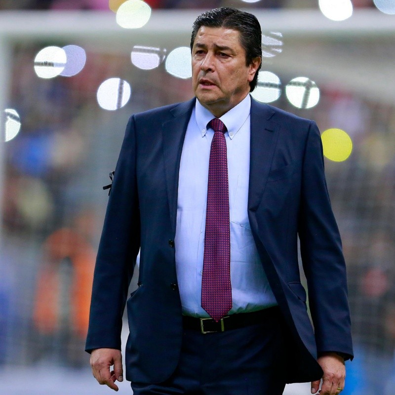 Tena reveló que Vergara ya le comunicó quién será el entrenador de Chivas