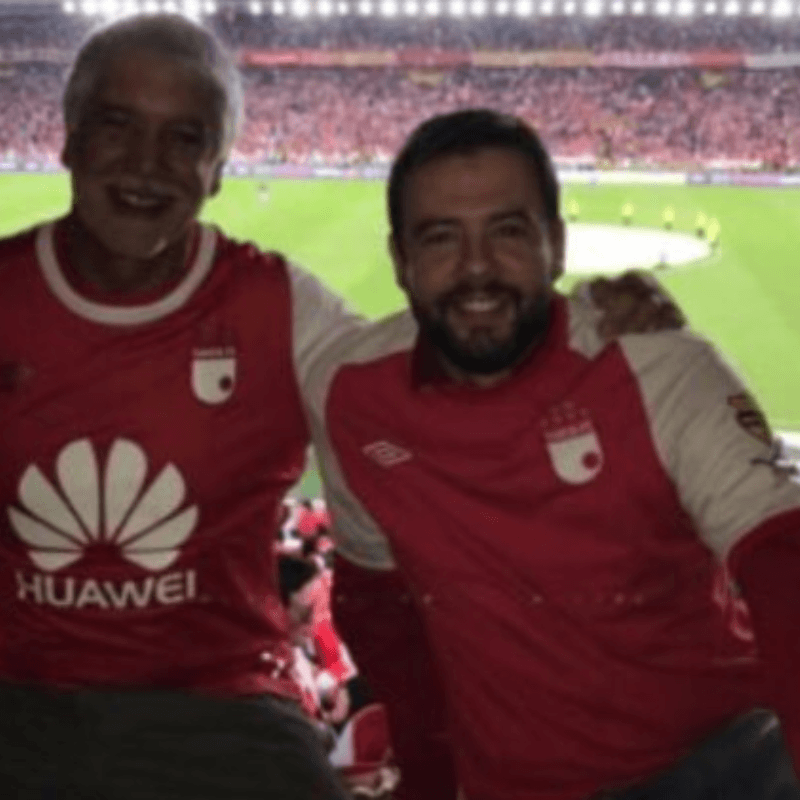 El Alcalde Peñalosa felicitó a Santa Fe por ganar el clásico y los de Millos lo destruyeron