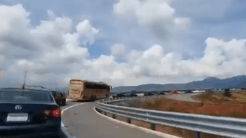 La carretera de CDMX hacia Querétaro está colapsada