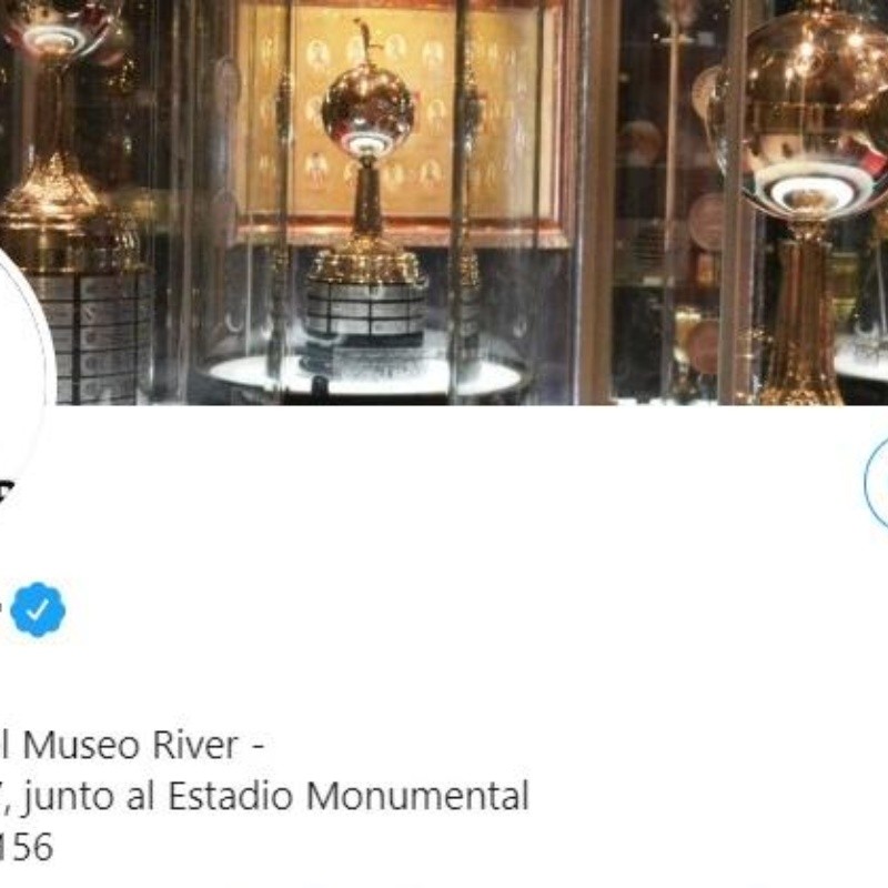 Sin ropa: el tuit de la cuenta oficial del Museo River para anunciar un cambio de horario