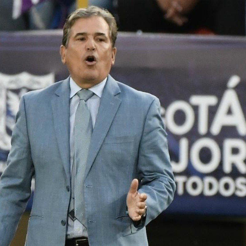 La directiva de Millonarios pediría a Pinto continuar para sacar más de 10 jugadores