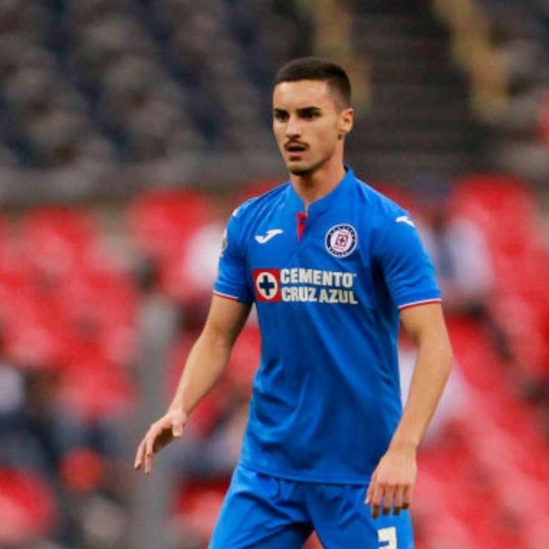 La afición del Cruz Azul, más que entusiasmada con Stephen Eustáquio