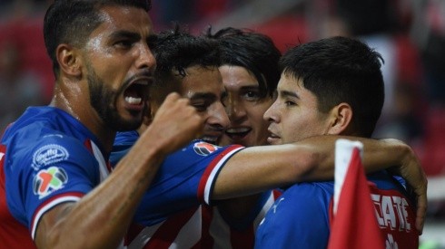 Los goles de Alexis Vega, Alan Pulido y Eduardo López en la primera parte guiaron la victoria rojiblanca