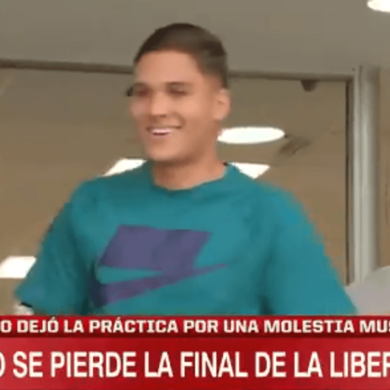 Video: Quintero salió de la clínica con una sonrisa y dijo que llega para la final