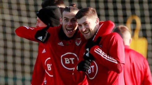 En Gales aseguran que Bale sería capaz de jugar cojo por su selección