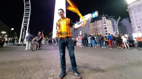 Hincha del Pereira celebró el ascenso en el obelisco de Buenos Aires