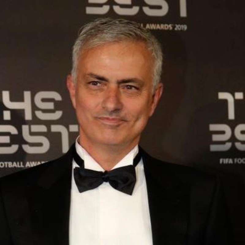 Oficial: Mourinho vuelve a la Premier para dirigir al Tottenham