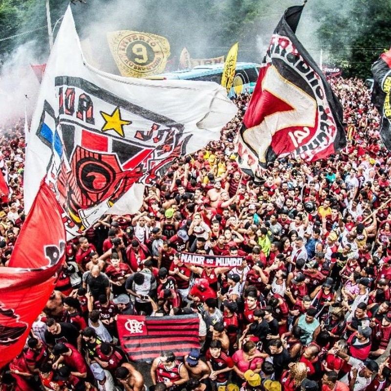 Así despidieron los hinchas de Flamengo al equipo antes de que viaje a Lima