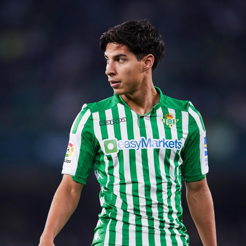 Lainez es el segundo jugador con menos minutos en el Betis