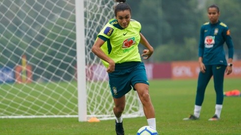 Curiosidades: Marta têm mais gols que Pelé vestindo a Amarelinha