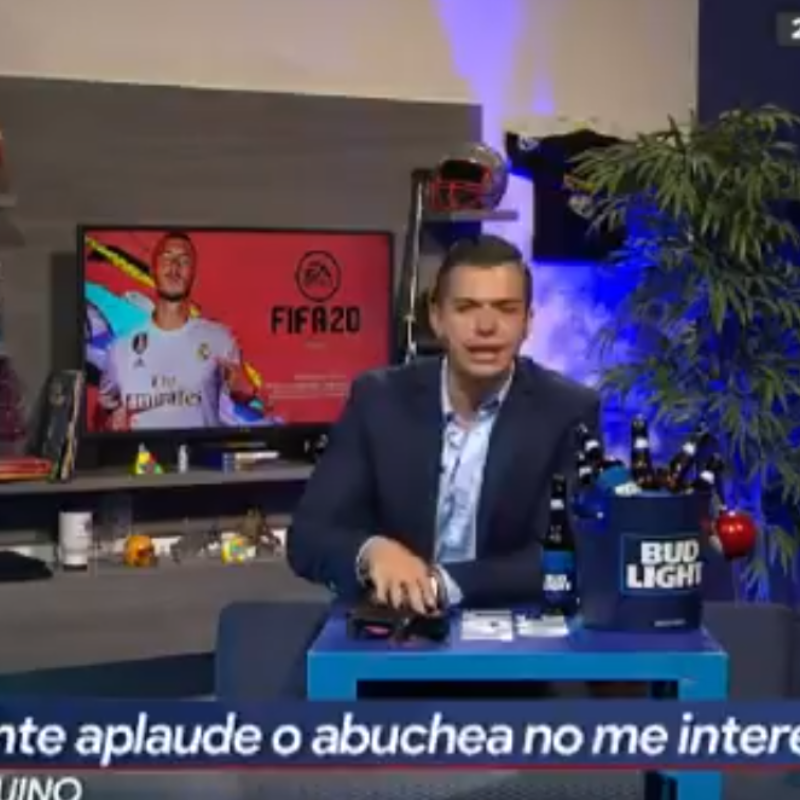 Jesús Barrón denostó a Javier Aquino y hasta pidió que lo vendan