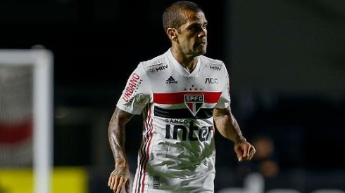 Daniel Alves revela gratidão por ser repatriado pelo São Paulo
