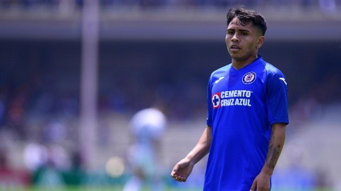 Al fin: Cruz Azul hace válida la opción de compra por Misael Domínguez