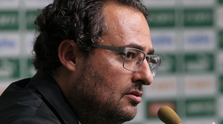 Alexandre Mattos aparece como possível substituto de Zezé no comando do futebol da Raposa em 2020