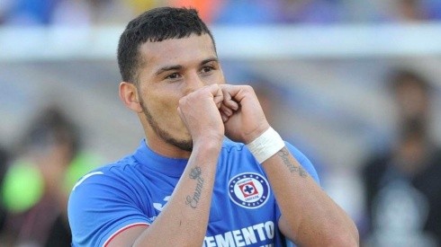 Es mentira que Juan Escobar dejará Cruz Azul por Olimpia de Paraguay