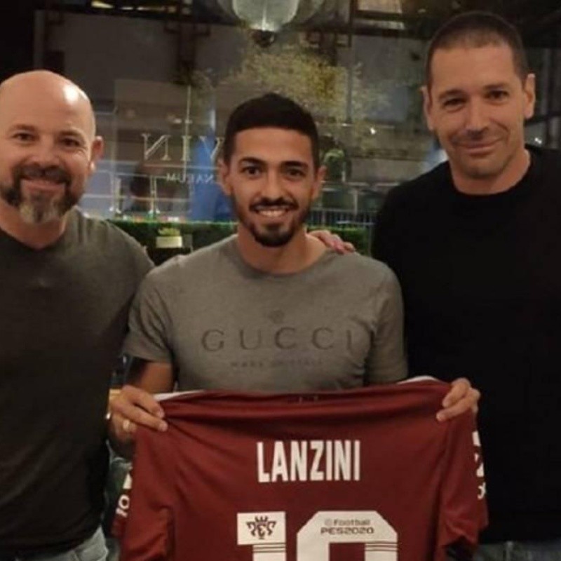 Lanzini subió una historia mientras veía los festejos de River