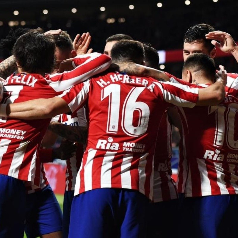 Atlético Madrid le ganó a Osasuna y aprovechó el empate del Barcelona para acercarse en La Liga