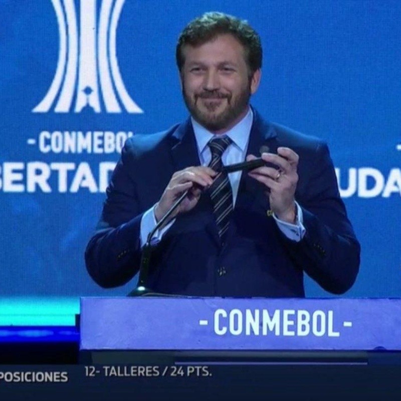 El presidente de Conmebol agarró el celular ¡y puso "Yo soy sabalero"!