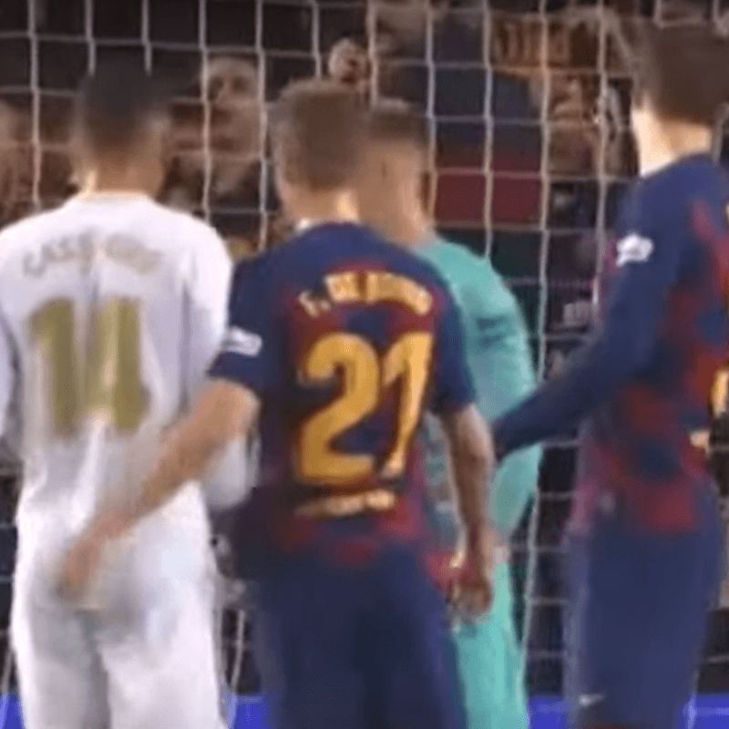 Lo defendió: la reacción de Piqué ante los insultos a Sergio Ramos