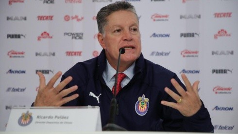 Peláez habría realizado una inversión de cerca de 50 millones de dólares en ocho futbolistas