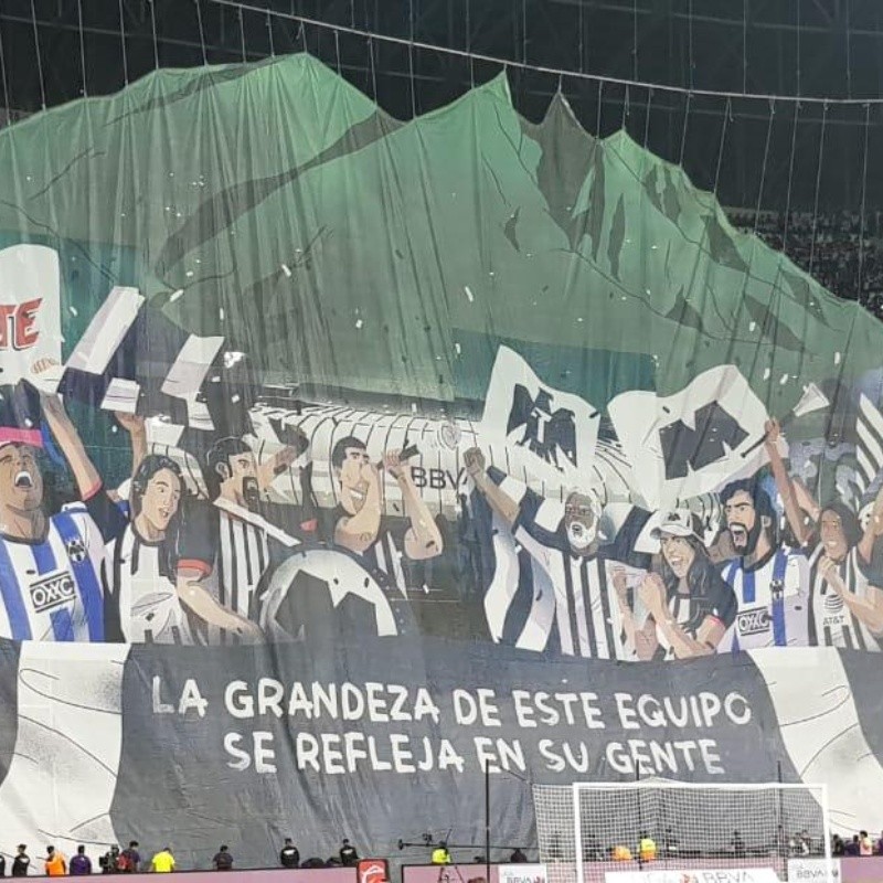 Estilo europeo: el tifo de la afición de Monterrey