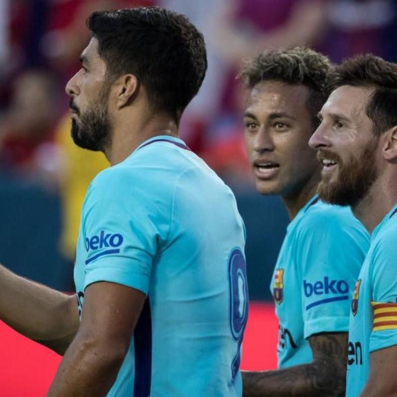 Neymar metió la selfie del año con Messi y Suárez