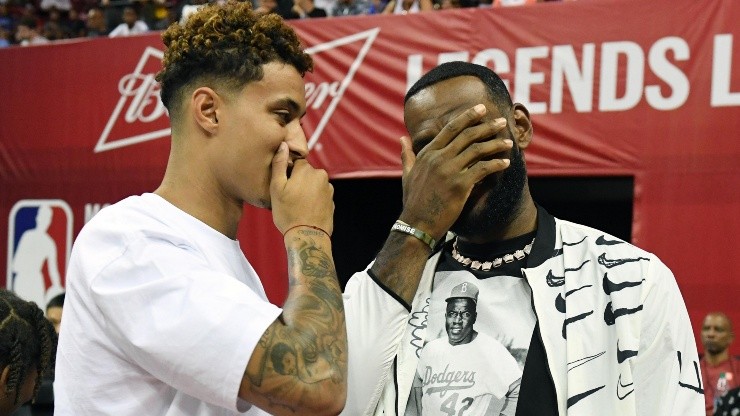 Kuzma y LeBron James juntos