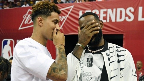 Kuzma y LeBron James juntos