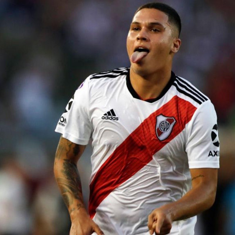 Alivio en River: los estudios cardíacos le dieron bien a Juanfer Quintero