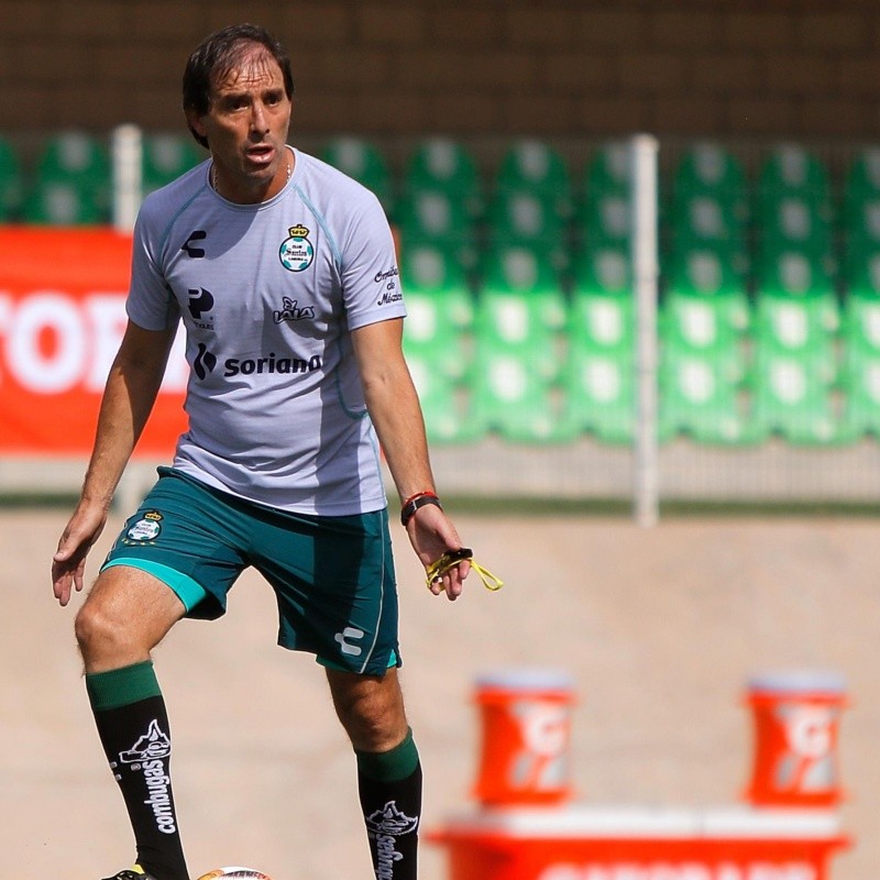 Guillermo Almada irá por su revancha con un Santos Laguna más defensivo