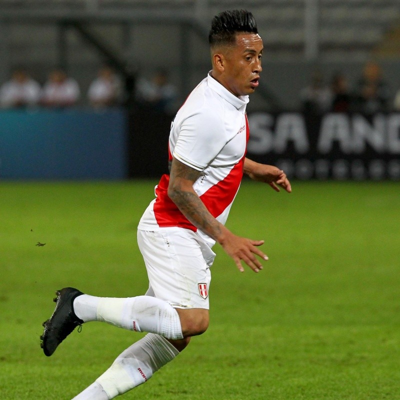 Cueva tiene una nueva oportunidad de aterrizar en la Superliga Argentina